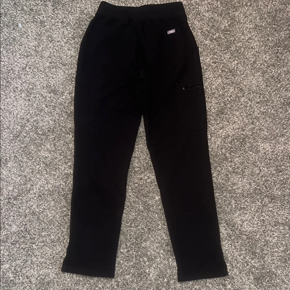 Figs Technical Collection - Picture 4 of 4